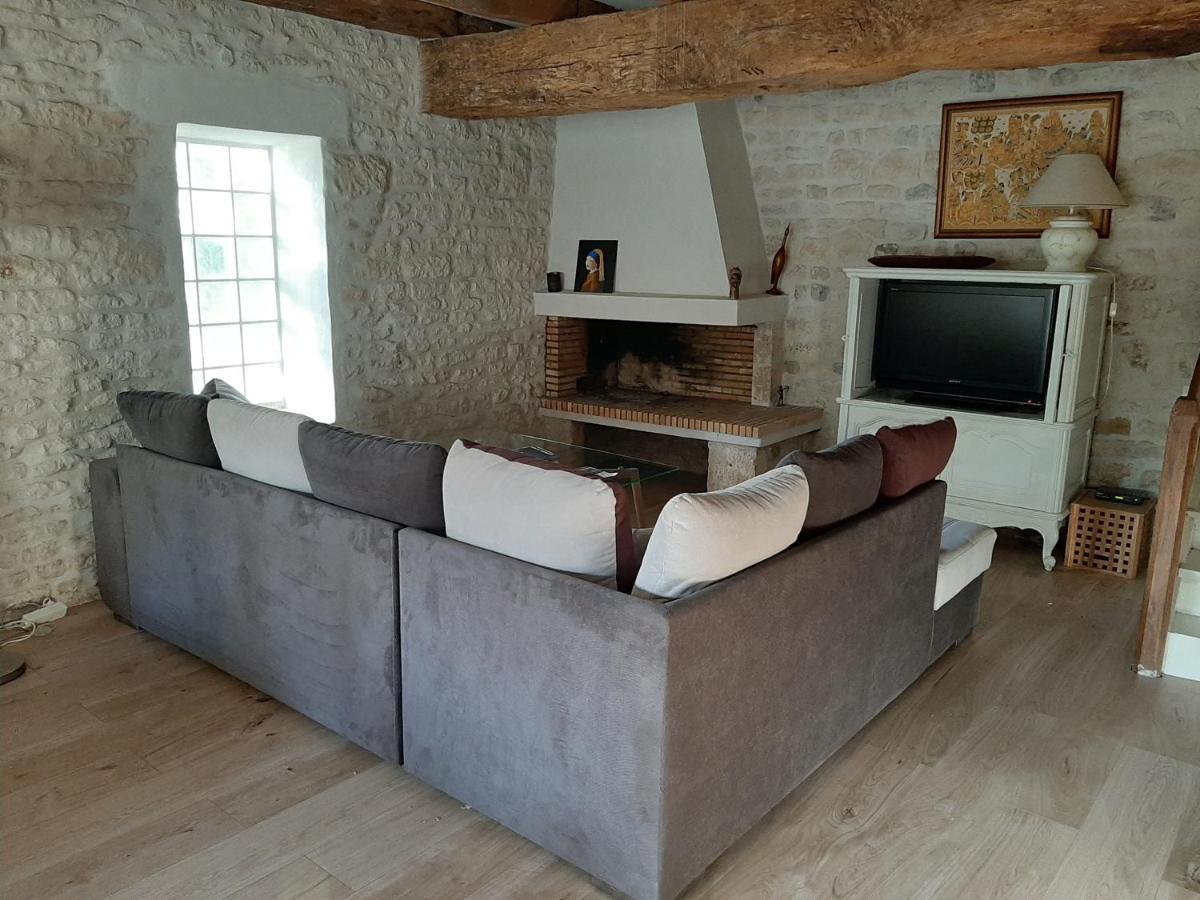 Ferienwohnung Le Petit Bois Niort Exterior foto