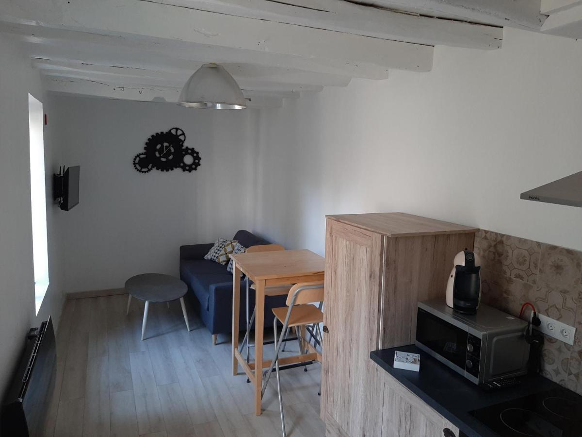 Ferienwohnung Le Petit Bois Niort Exterior foto