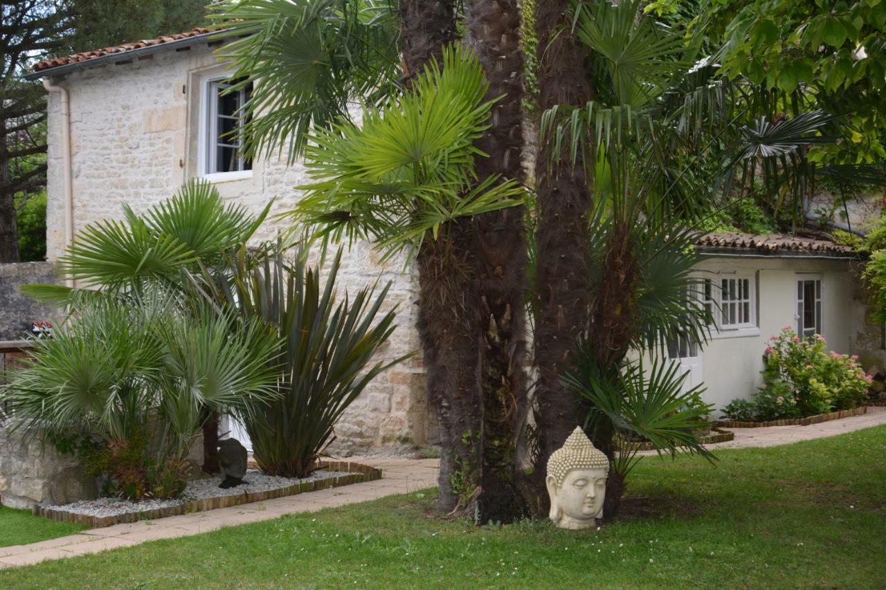 Ferienwohnung Le Petit Bois Niort Exterior foto